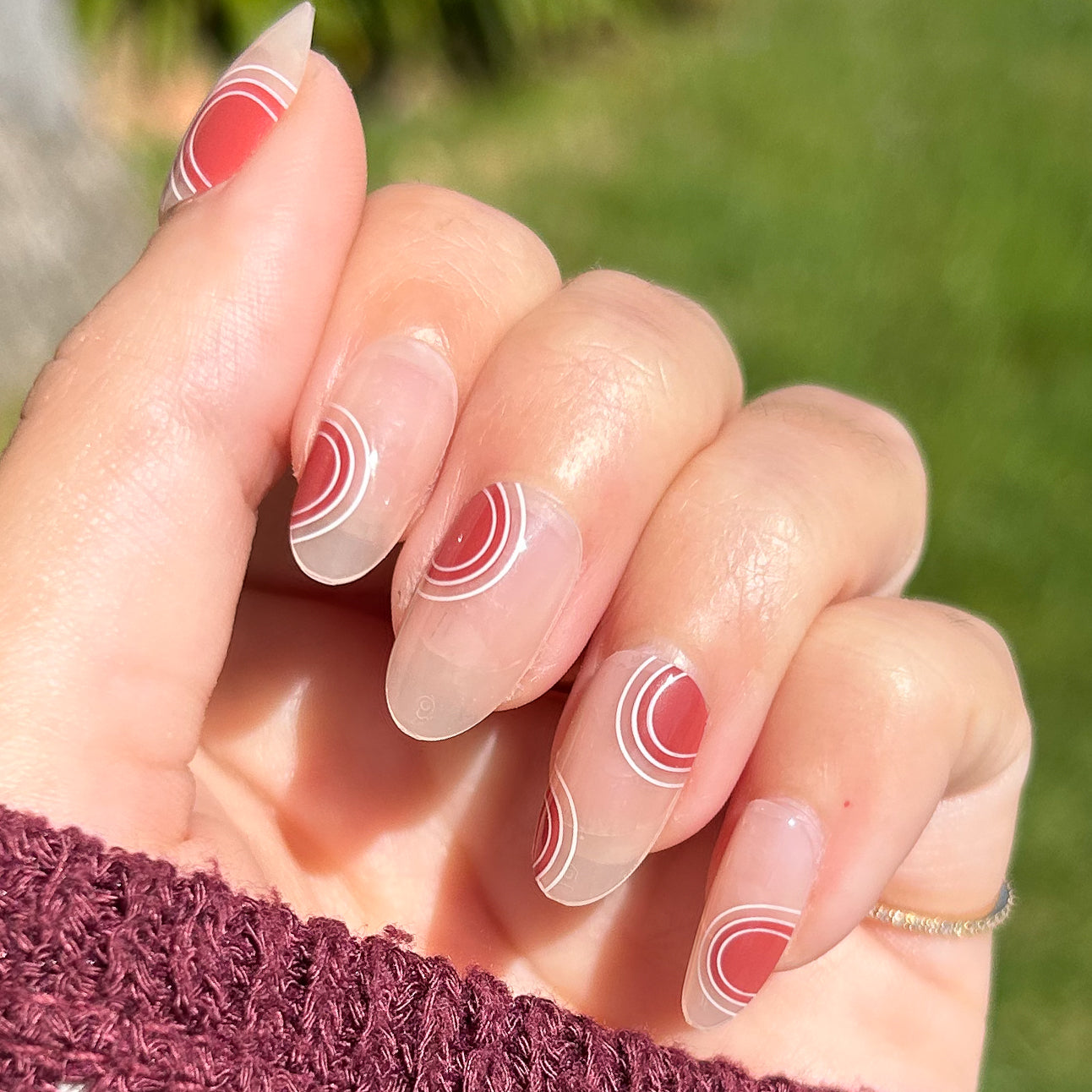 Layered Circles - Press-On | Medium | Oval - Image 5