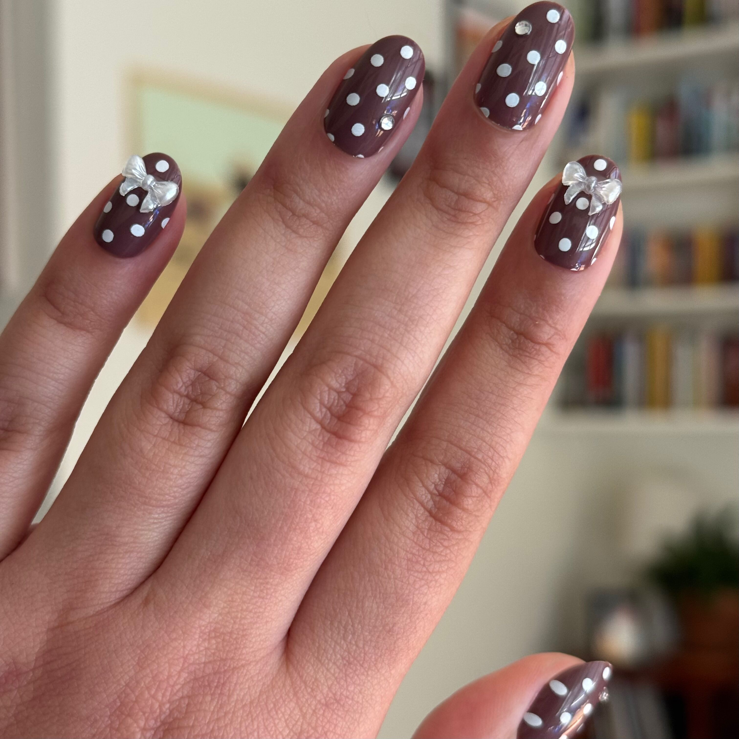 Polka Dots with Bows - Press On | Short | Round - Image 6
